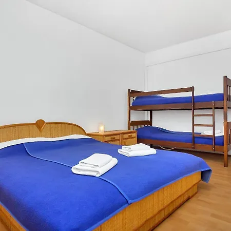 Ana Gostinjska kuća